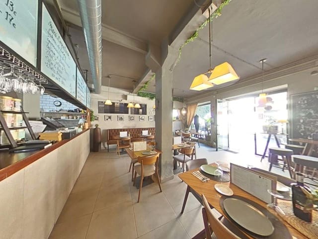 Yritys vuokrattavana paikassa Centro, Córdoba kaupunki - 800 € (Ref: 9901508)