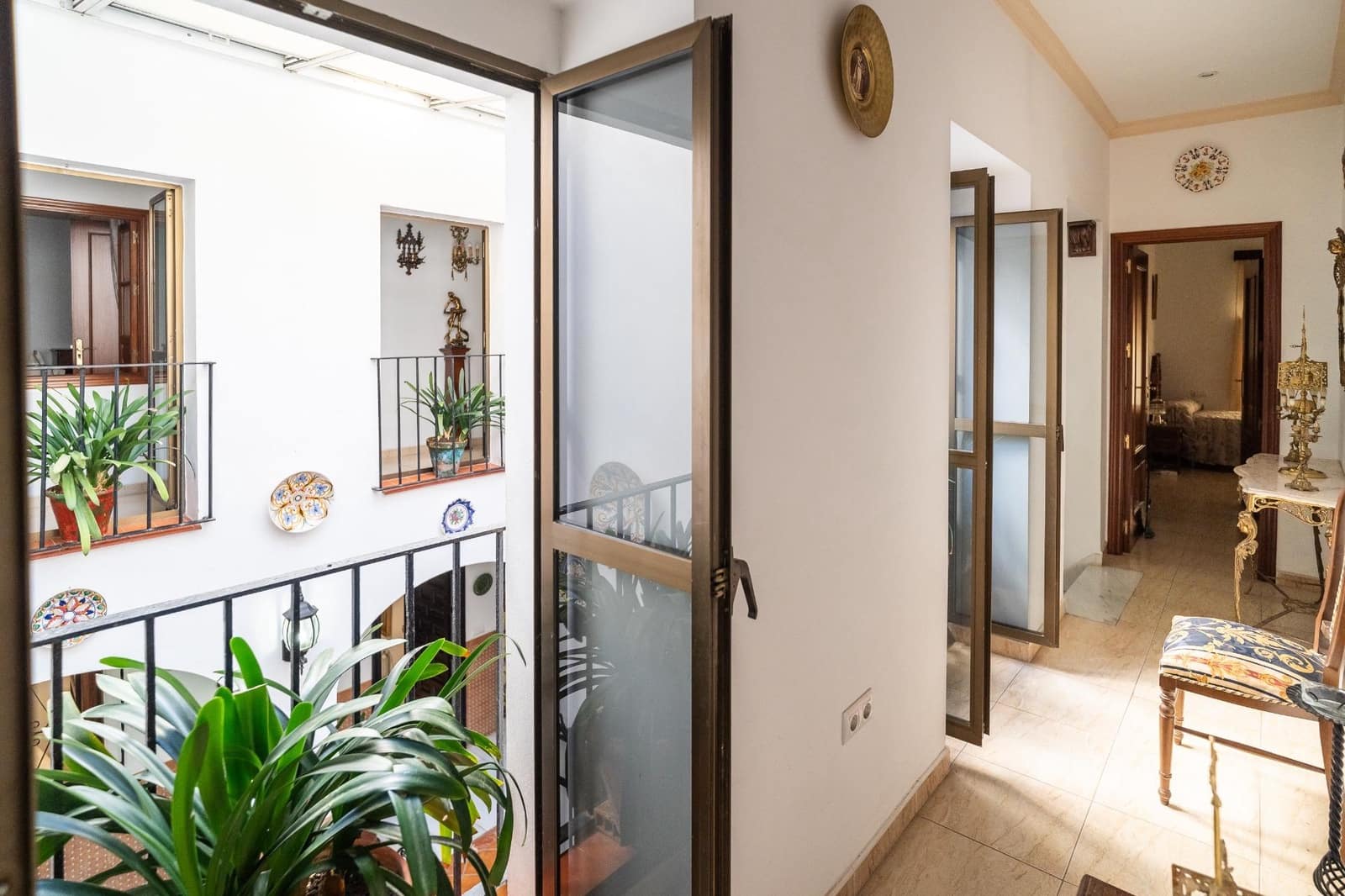 13 sovrum Hotell till salu i Cordoba stad med garage - 748 000 € (Ref: 9901511)
