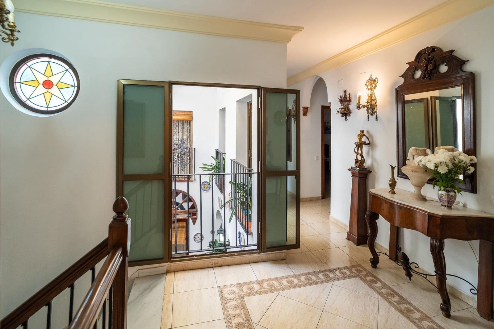 13 sovrum Hotell till salu i Cordoba stad med garage - 748 000 € (Ref: 9901511)