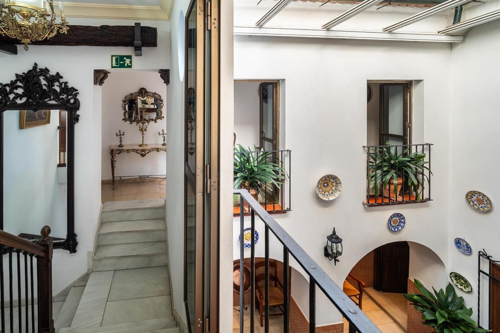 13 sovrum Hotell till salu i Cordoba stad med garage - 748 000 € (Ref: 9901511)