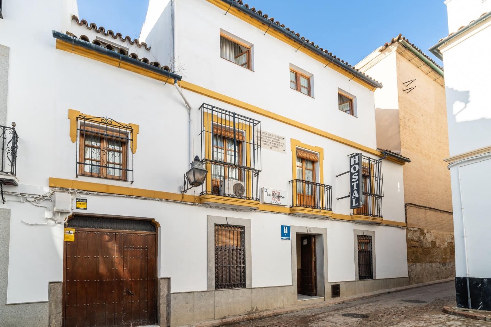 13 sovrum Hotell till salu i Cordoba stad med garage - 748 000 € (Ref: 9901511)