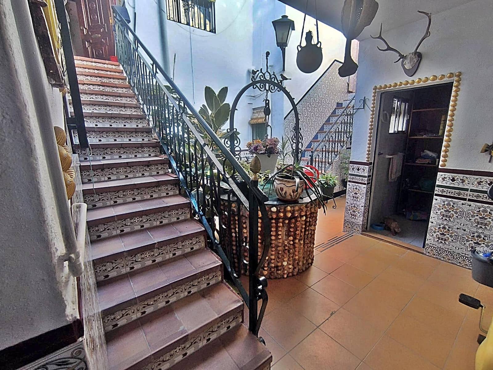 7 bedroom Townhouse for sale in Cordoba city - € 257,900 (Ref: 9901513)