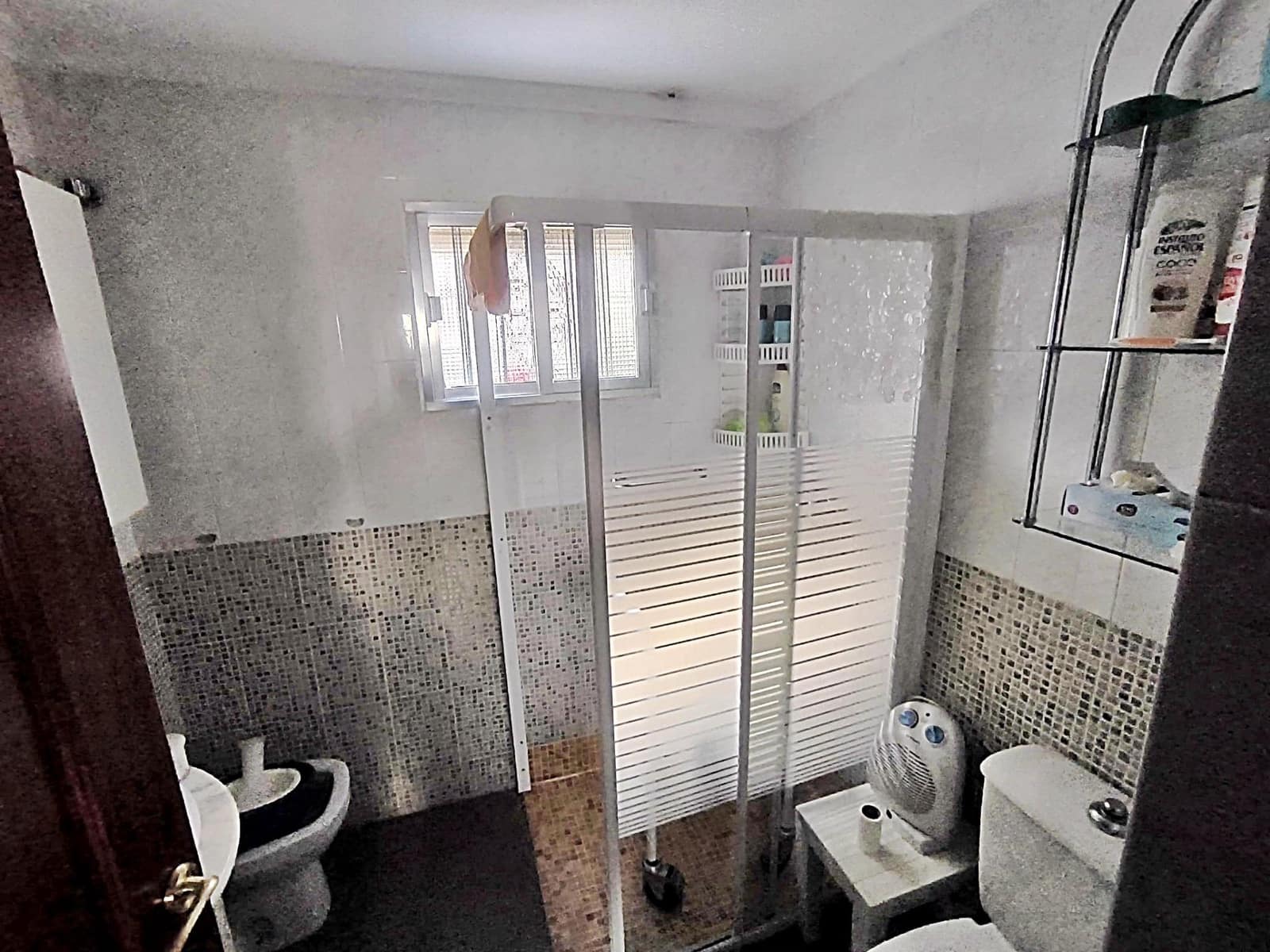 7 bedroom Townhouse for sale in Cordoba city - € 257,900 (Ref: 9901513)