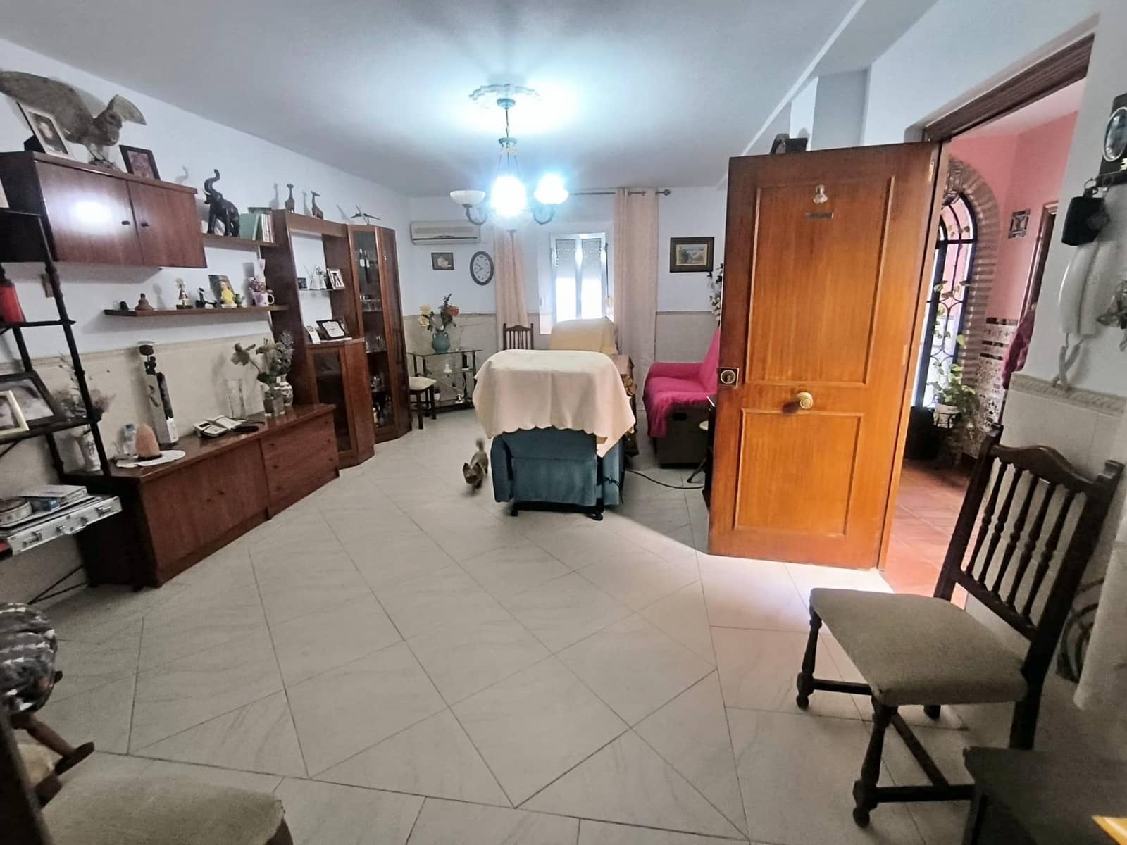 7 bedroom Townhouse for sale in Cordoba city - € 257,900 (Ref: 9901513)