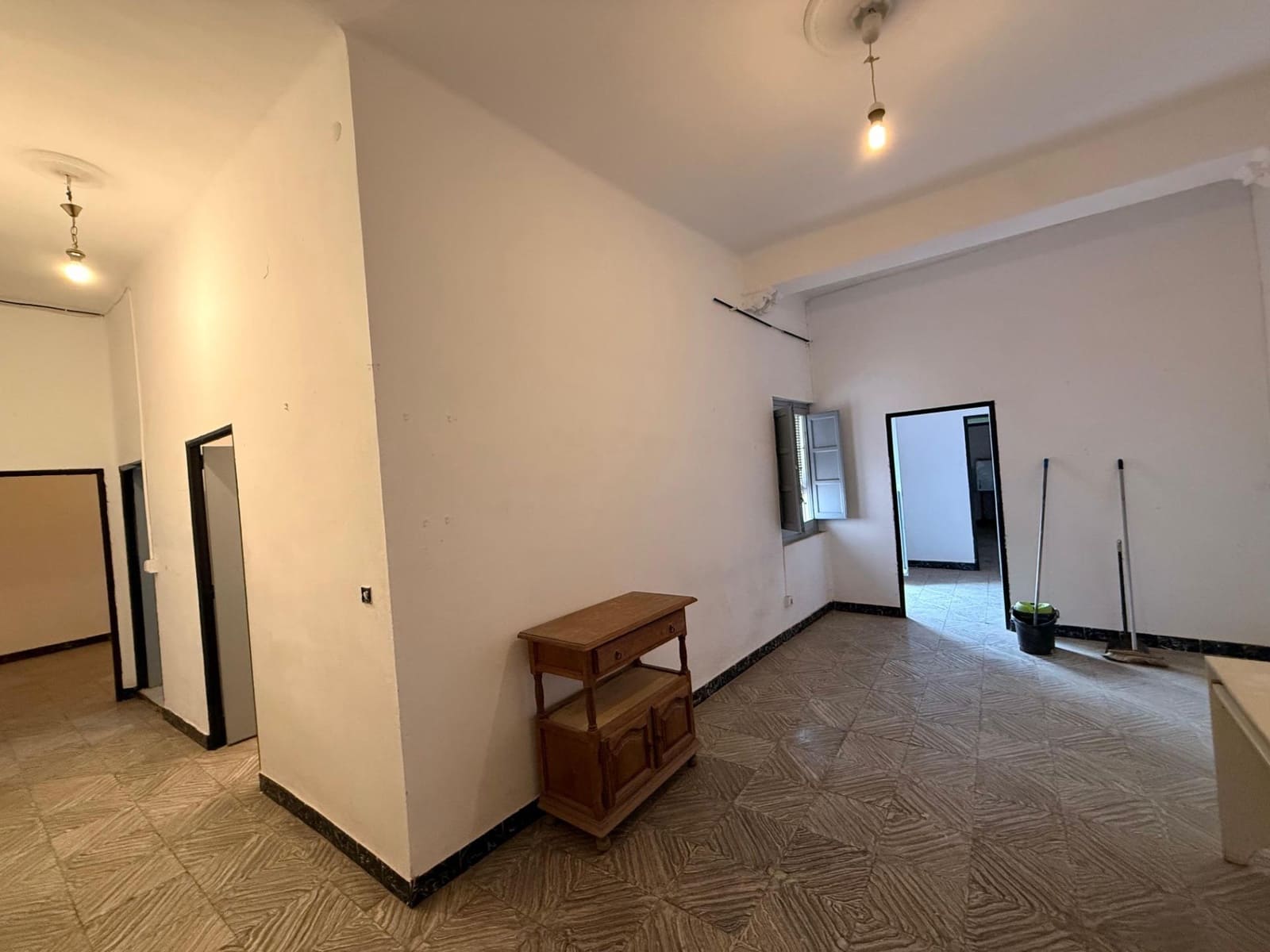 8 bedroom Townhouse for sale in Cordoba city with garage - € 360,500 (Ref: 9901514)