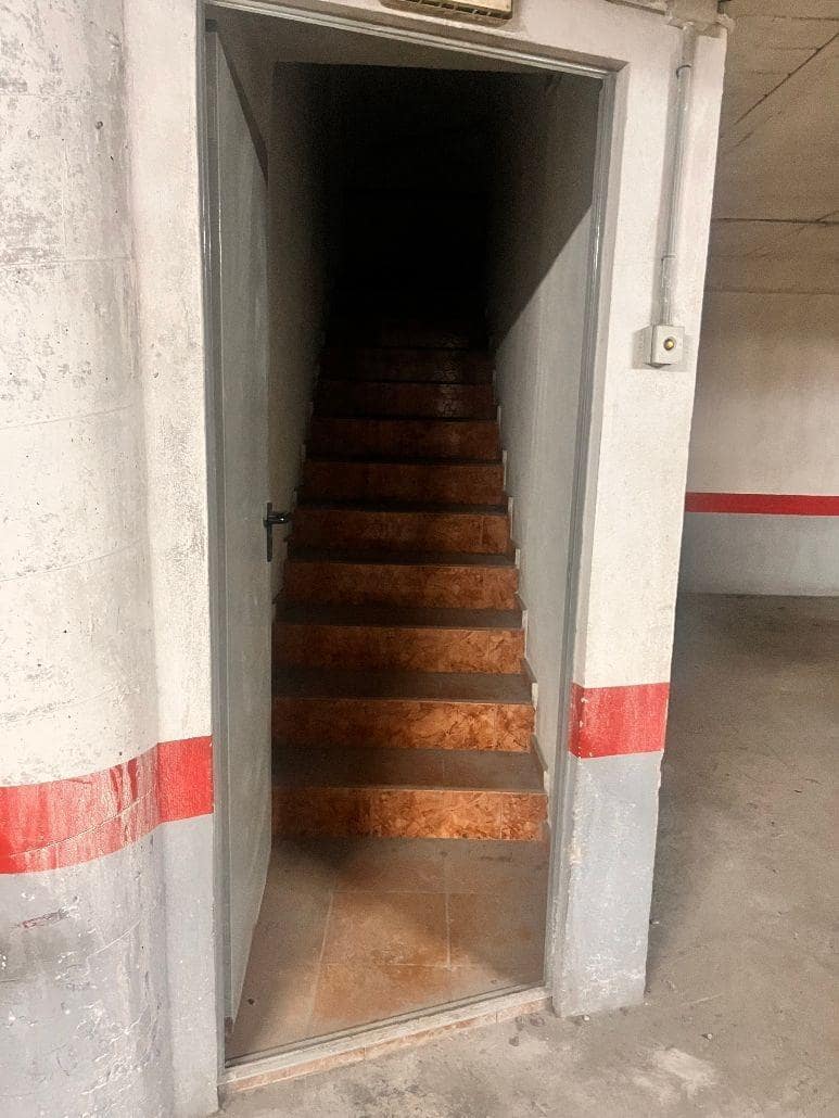 Garage till salu i Cordoba stad - 21 000 € (Ref: 9901515)