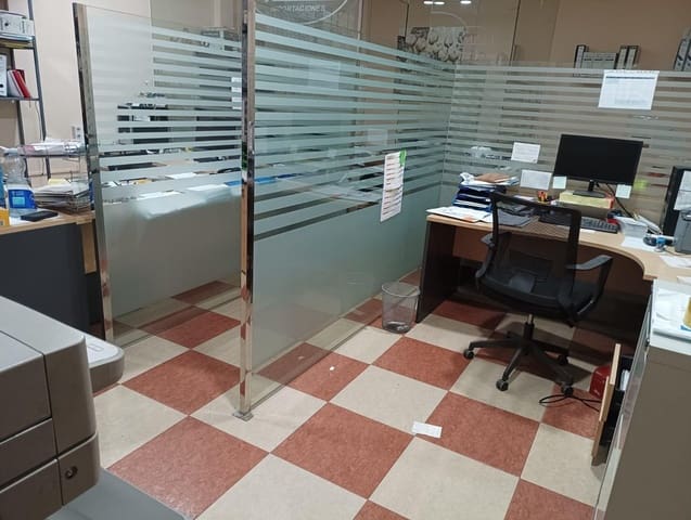 Business for sale in La Rambla - € 720,000 (Ref: 9901516)