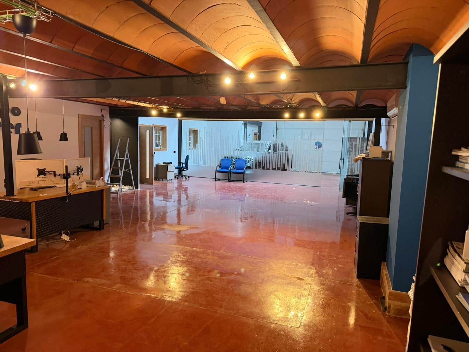 Företag till salu i Cordoba stad med garage - 238 000 € (Ref: 9901518)