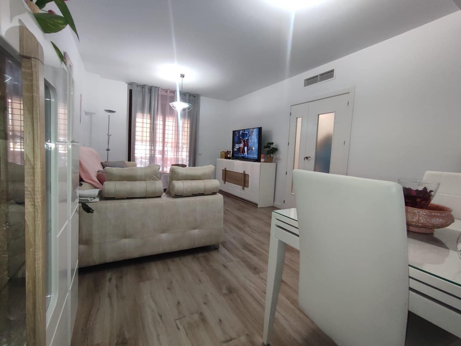 3 slaapkamer Flat te koop in Cordoba stad met zwembad garage - € 380.000 (Ref: 9901520)