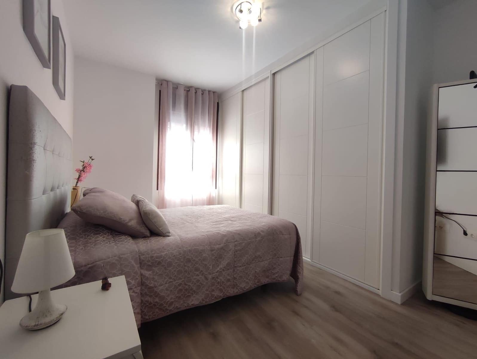 3 slaapkamer Flat te koop in Cordoba stad met zwembad garage - € 380.000 (Ref: 9901520)