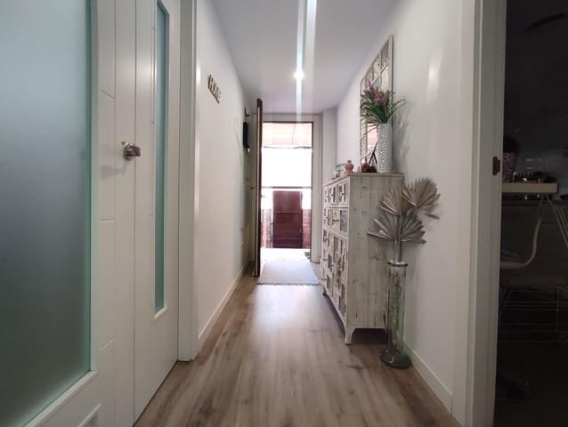 3 slaapkamer Flat te koop in Córdoba stad met zwembad garage - € 380.000 (Ref: 9901520)