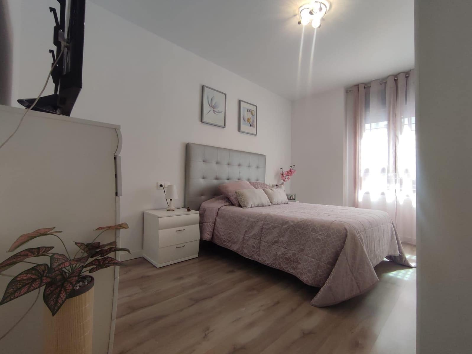 3 slaapkamer Flat te koop in Cordoba stad met zwembad garage - € 380.000 (Ref: 9901520)