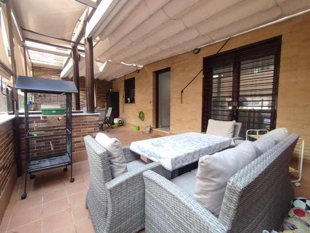 3 slaapkamer Flat te koop in Córdoba stad met zwembad garage - € 380.000 (Ref: 9901520)