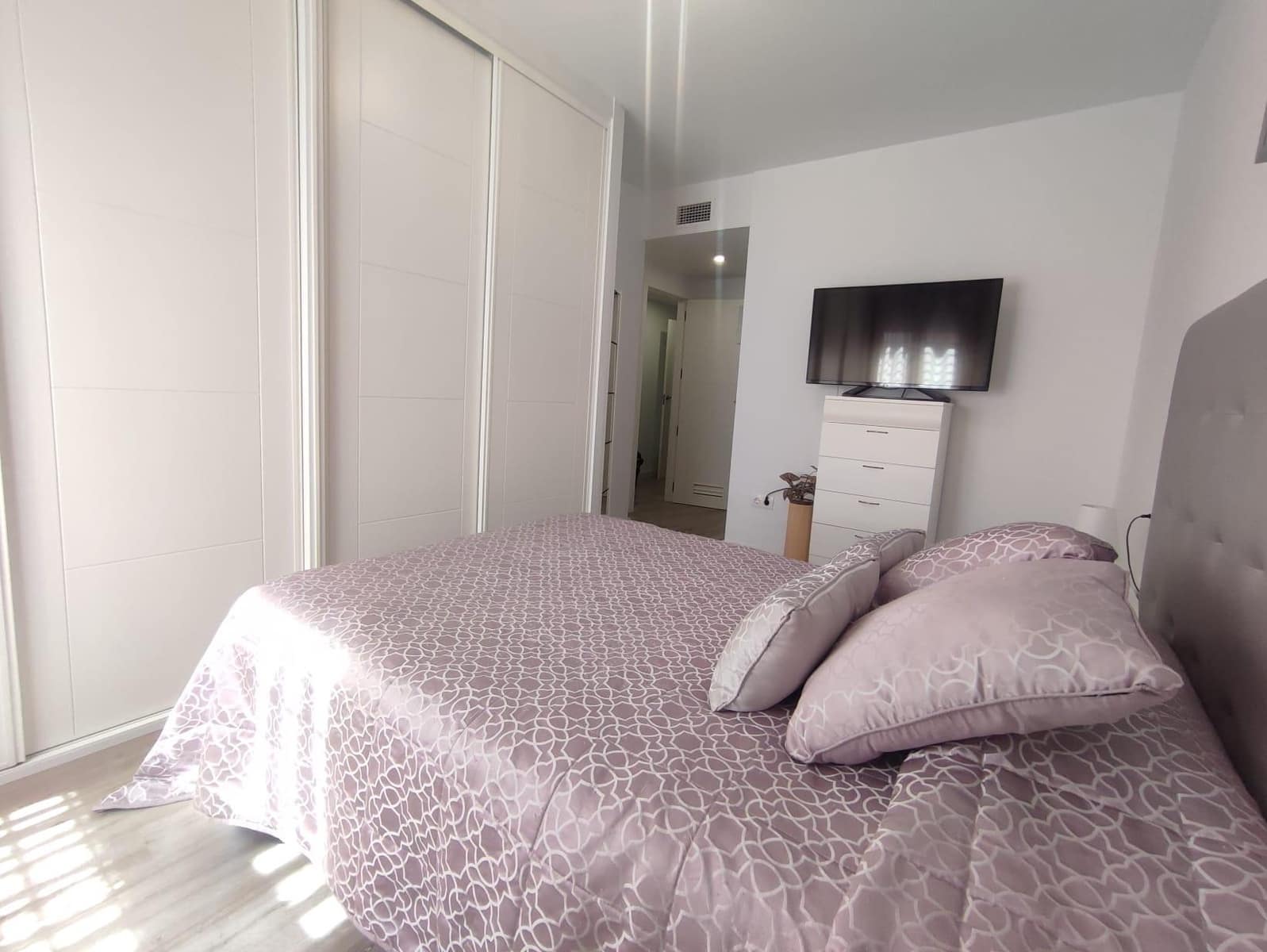 3 slaapkamer Flat te koop in Cordoba stad met zwembad garage - € 380.000 (Ref: 9901520)