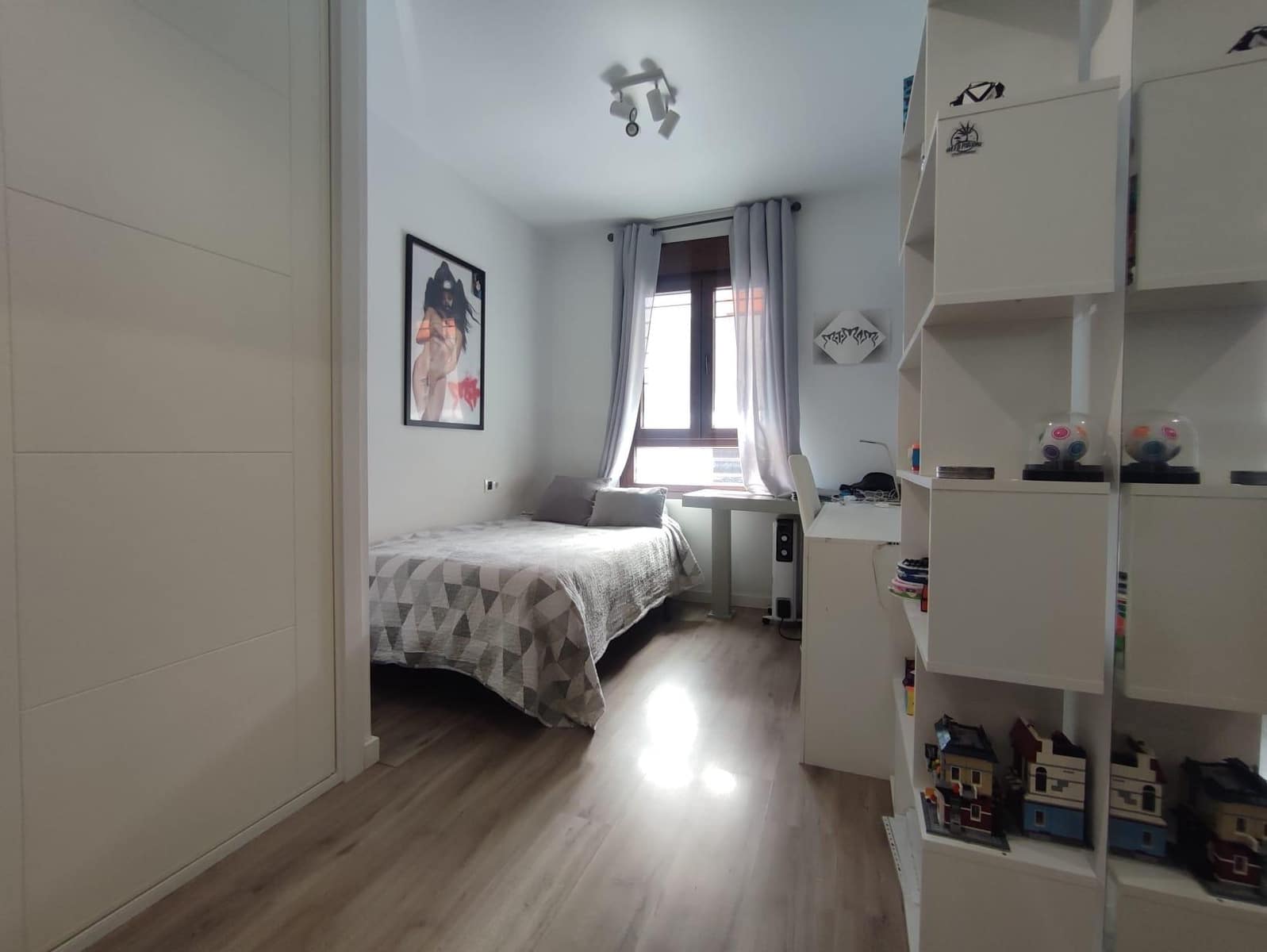 3 slaapkamer Flat te koop in Cordoba stad met zwembad garage - € 380.000 (Ref: 9901520)