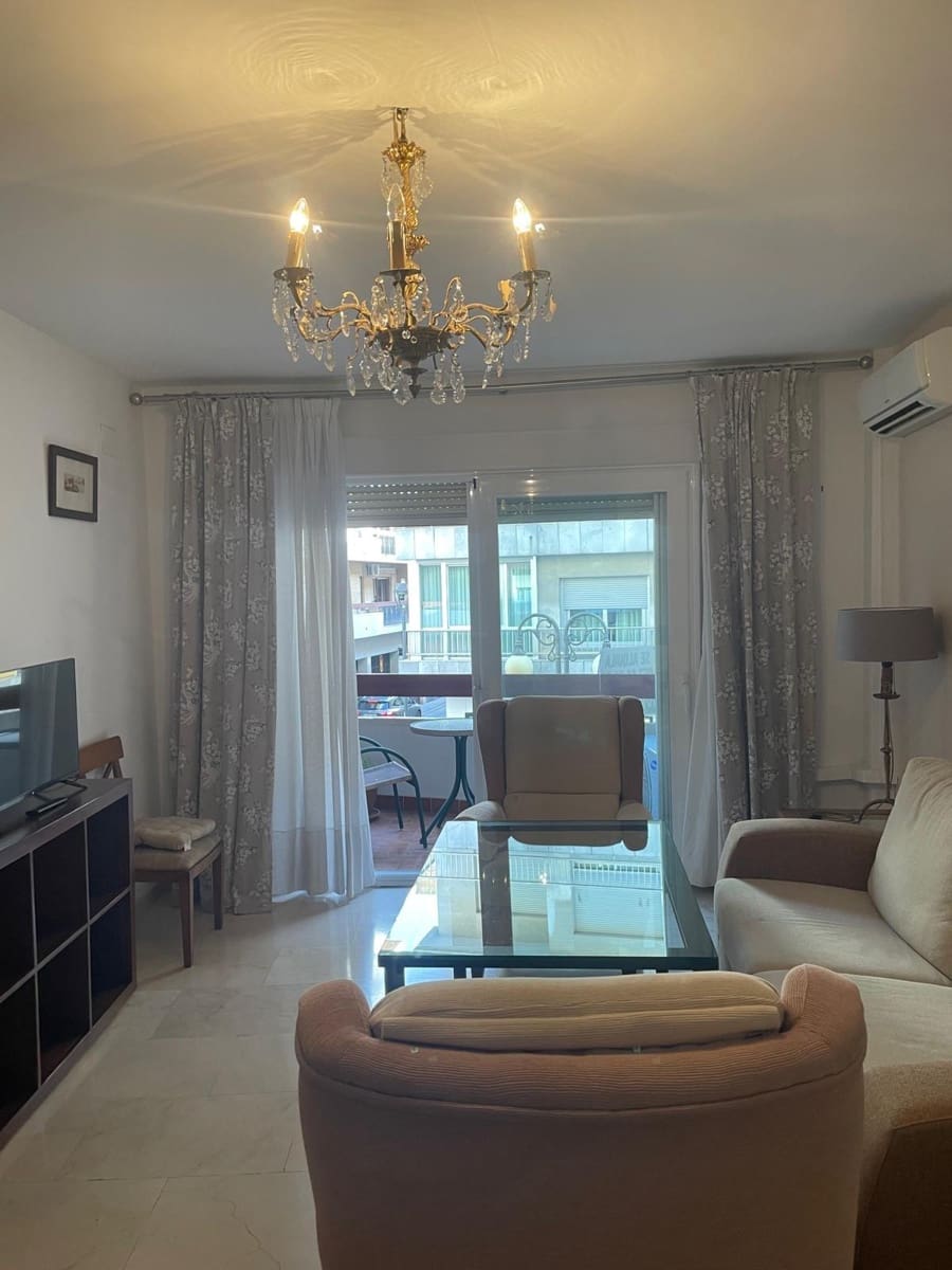 1 Zimmer Wohnung zu vermieten in Cordoba Stadt - 740 € (Ref: 9901522)