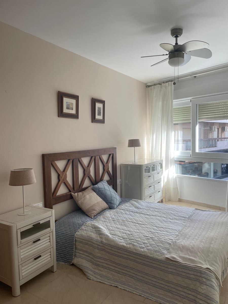 1 Zimmer Wohnung zu vermieten in Cordoba Stadt - 740 € (Ref: 9901522)