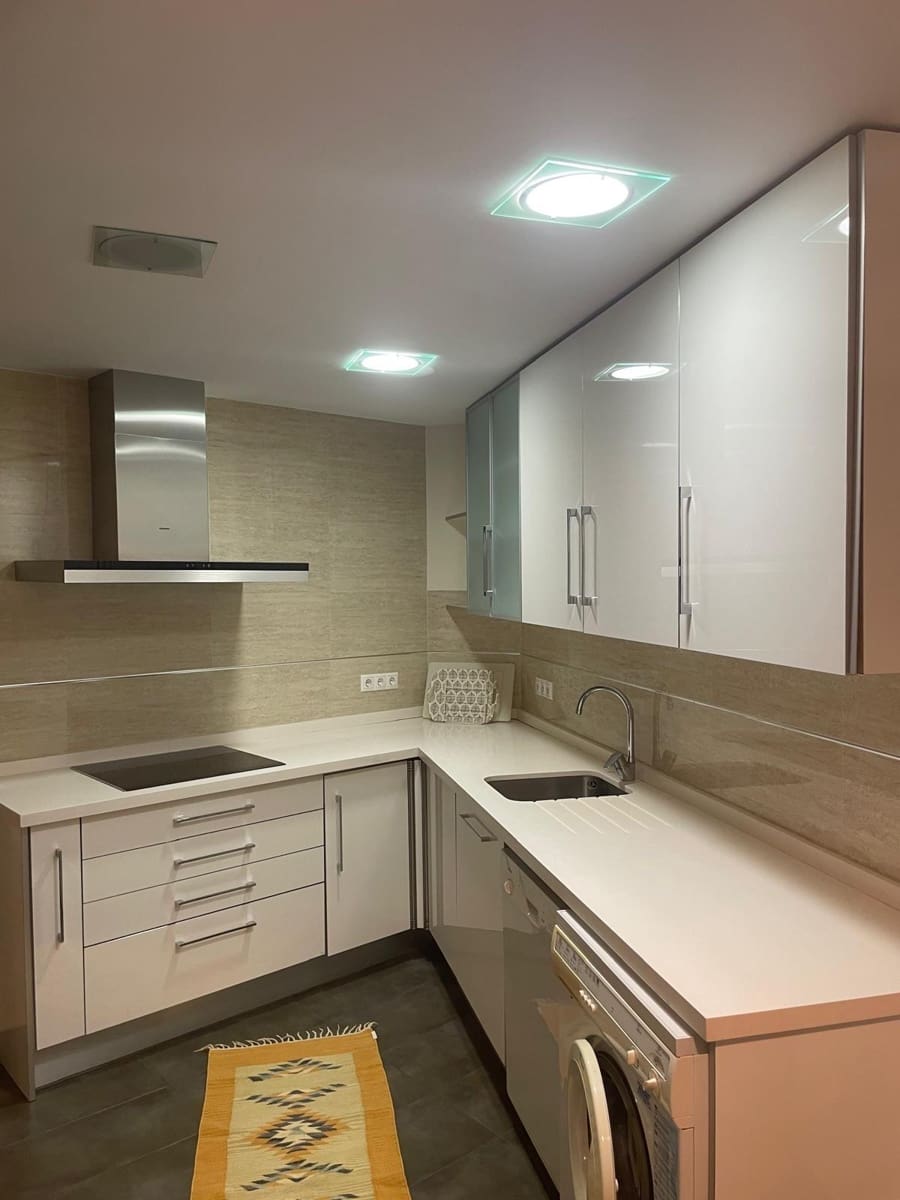1 Zimmer Wohnung zu vermieten in Cordoba Stadt - 740 € (Ref: 9901522)