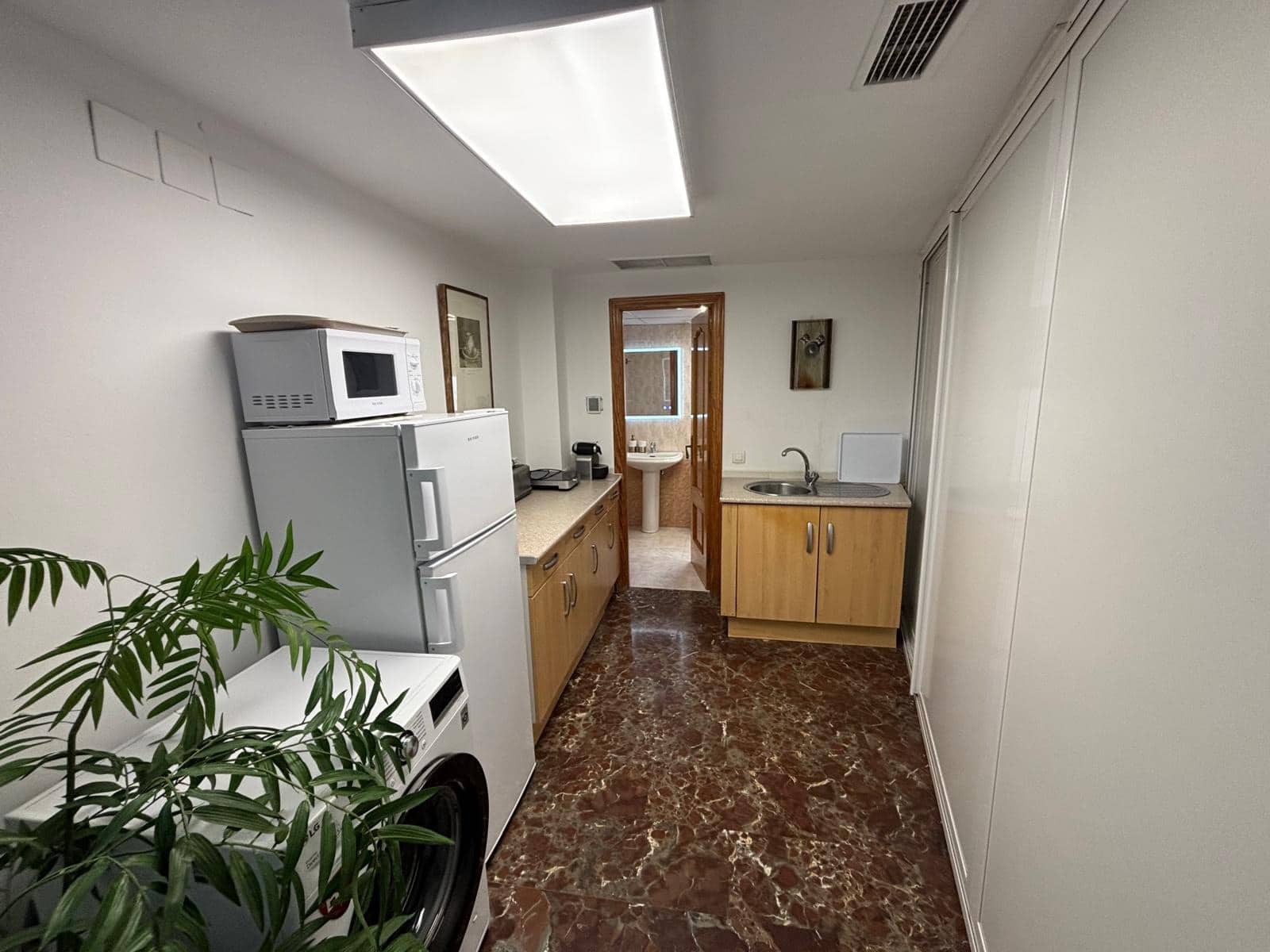 4 bedroom Apartment for sale in Cordoba city - € 199,999 (Ref: 9901525)