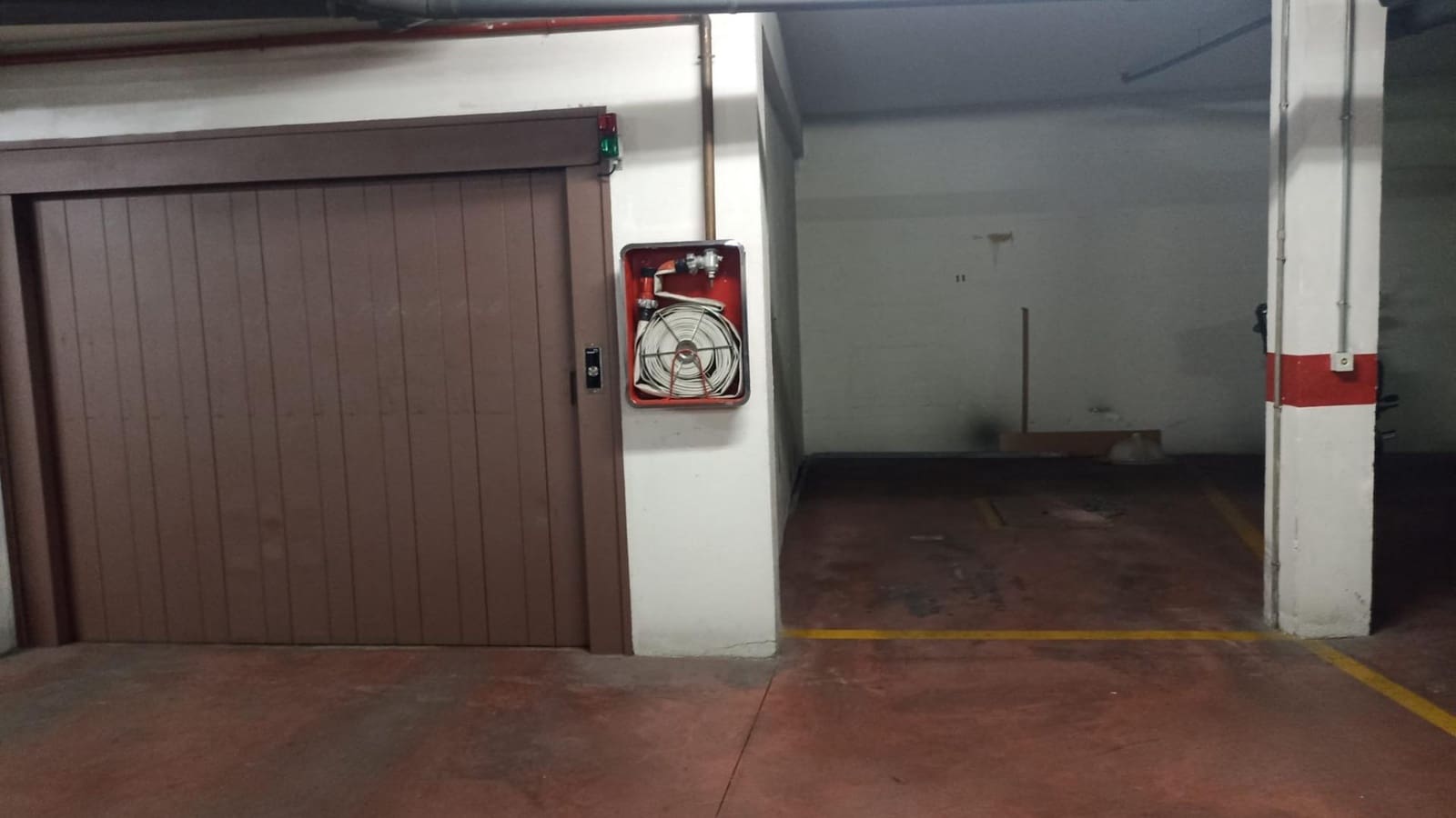 Garage til salg i Cordoba by - € 22.900 (Ref: 9901526)