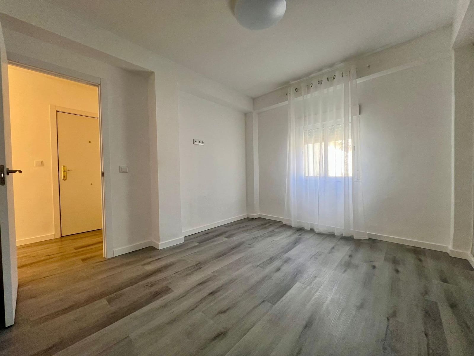 Piso de 3 habitaciones en Córdoba ciudad en venta - 159.000 € (Ref: 9901527)