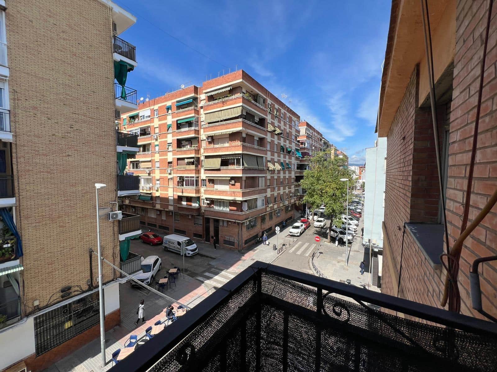 3 bedroom Flat for sale in Cordoba city - € 149,900 (Ref: 9901528)