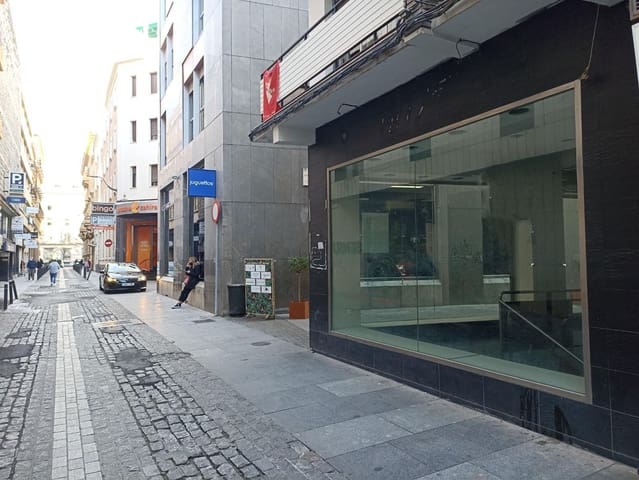 Commercial for sale in Centro, Córdoba city - € 432,600 (Ref: 9901532)