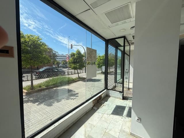 3 bedroom Commercial for sale in Arruzafilla, Córdoba city - € 299,999 (Ref: 9901533)