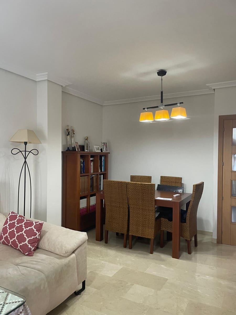 3 soverom Leilighet til salgs i Cordoba by med garasje - € 239 000 (Ref: 9901535)