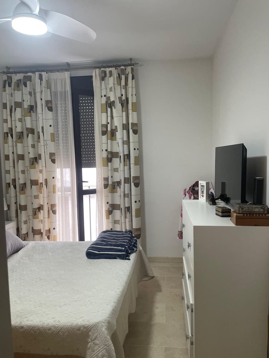 3 soverom Leilighet til salgs i Cordoba by med garasje - € 239 000 (Ref: 9901535)