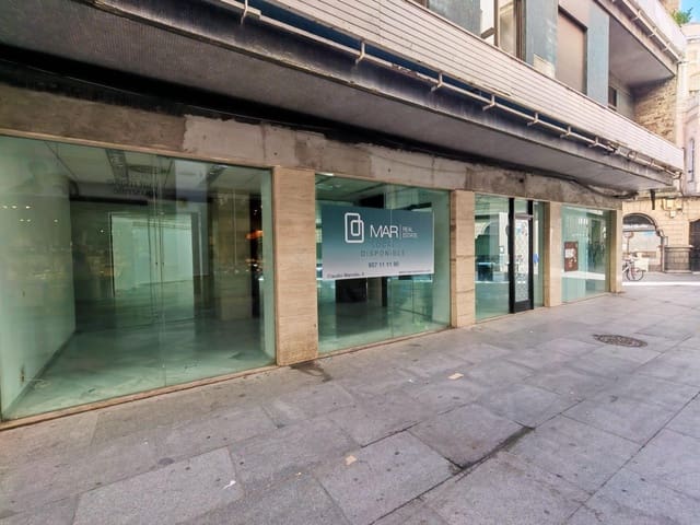 Erhverv til salg i Centro, Córdoba by - € 1.350.000 (Ref: 9901536)
