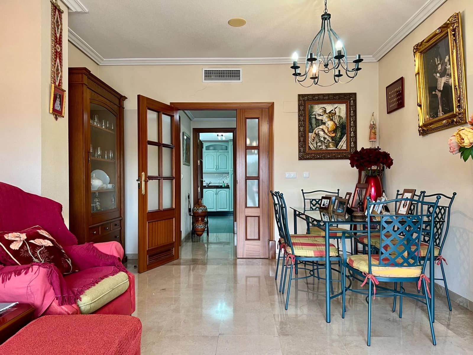 4 soveværelse Lejlighed til salg i Cordoba by med swimmingpool garage - € 375.000 (Ref: 9901539)
