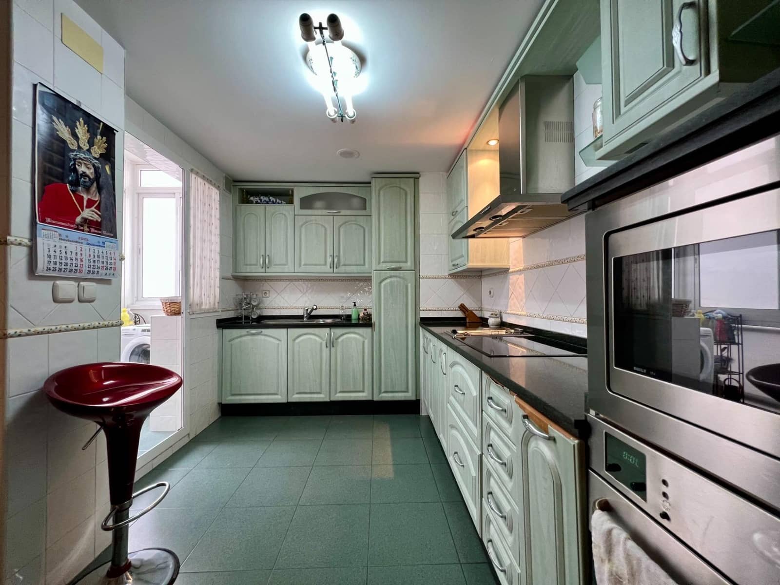4 soveværelse Lejlighed til salg i Cordoba by med swimmingpool garage - € 375.000 (Ref: 9901539)