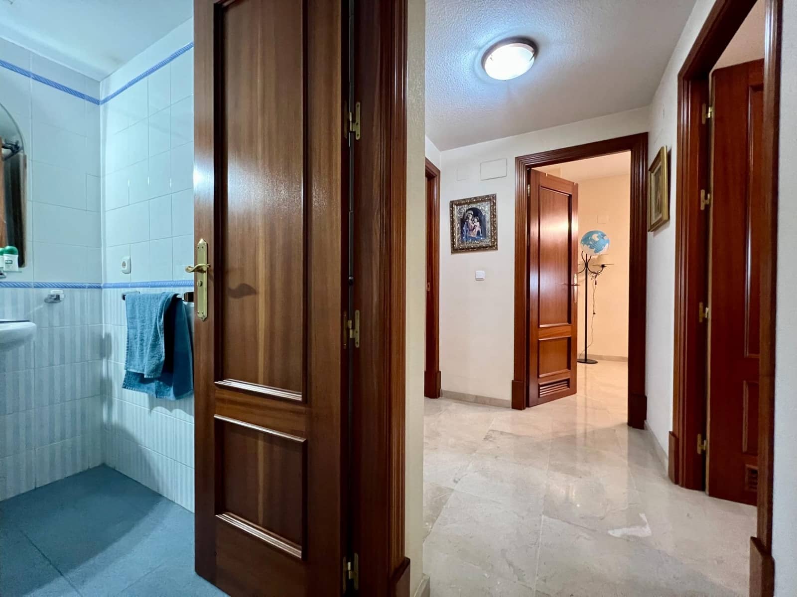 4 soveværelse Lejlighed til salg i Cordoba by med swimmingpool garage - € 375.000 (Ref: 9901539)