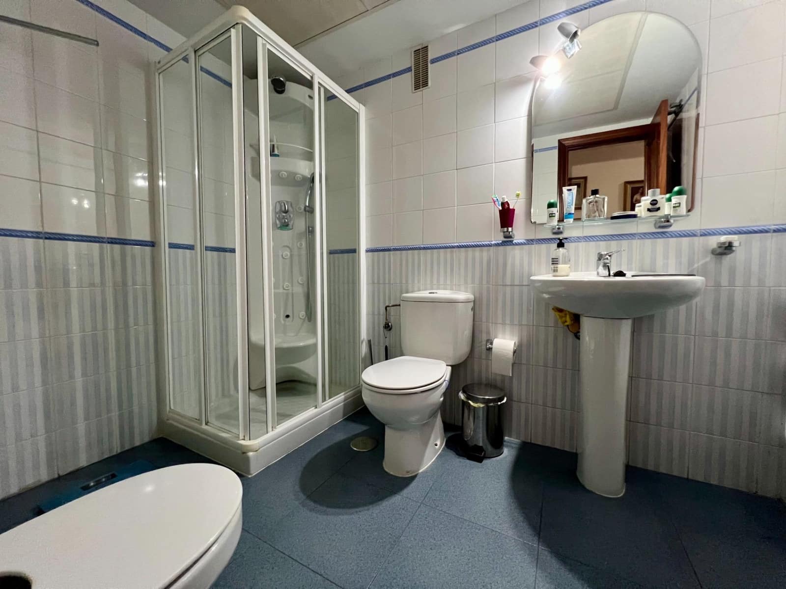 4 soveværelse Lejlighed til salg i Cordoba by med swimmingpool garage - € 375.000 (Ref: 9901539)