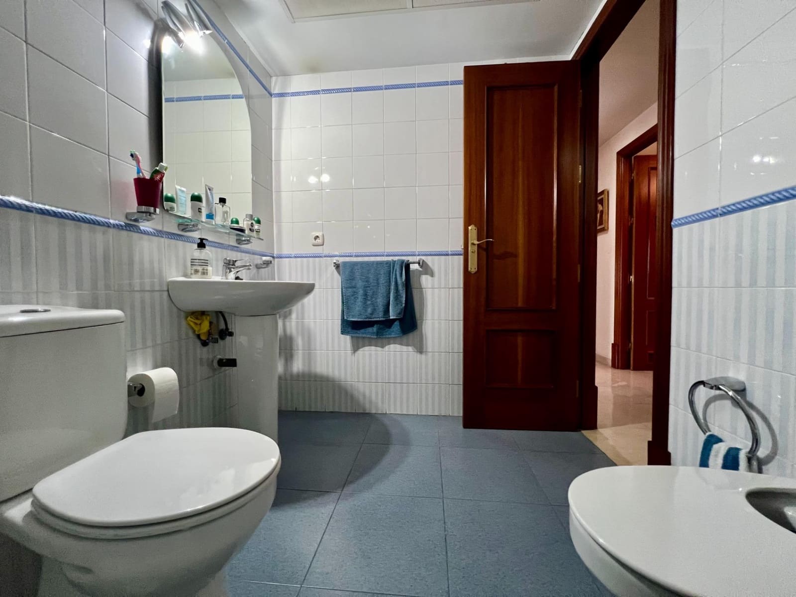 4 soveværelse Lejlighed til salg i Cordoba by med swimmingpool garage - € 375.000 (Ref: 9901539)