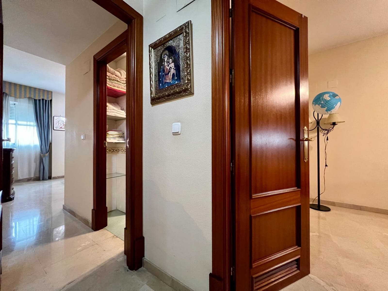 4 soveværelse Lejlighed til salg i Cordoba by med swimmingpool garage - € 375.000 (Ref: 9901539)
