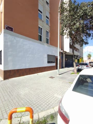Garasje til salgs i Arcángel, Córdoba by - € 15 000 (Ref: 9901542)