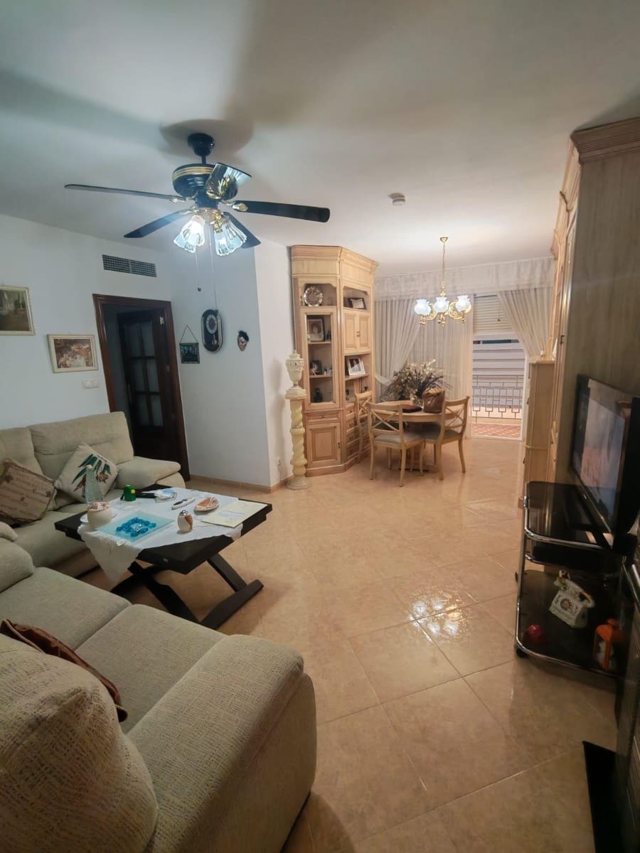 3 bedroom Flat for sale in Cordoba city - € 205,000 (Ref: 9901553)