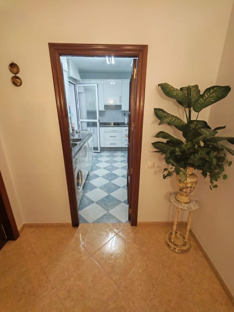 3 bedroom Flat for sale in Cordoba city - € 205,000 (Ref: 9901553)