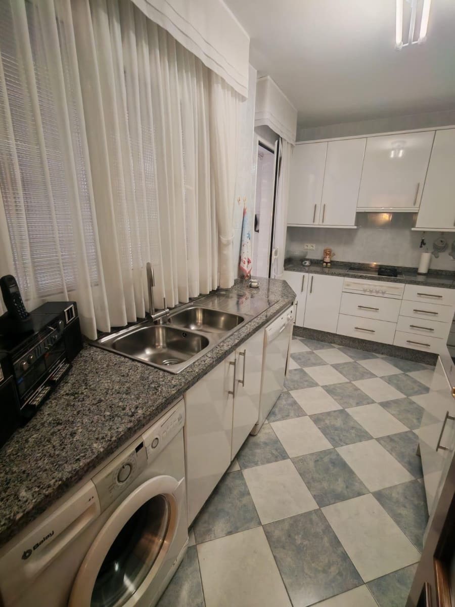3 bedroom Flat for sale in Cordoba city - € 205,000 (Ref: 9901553)