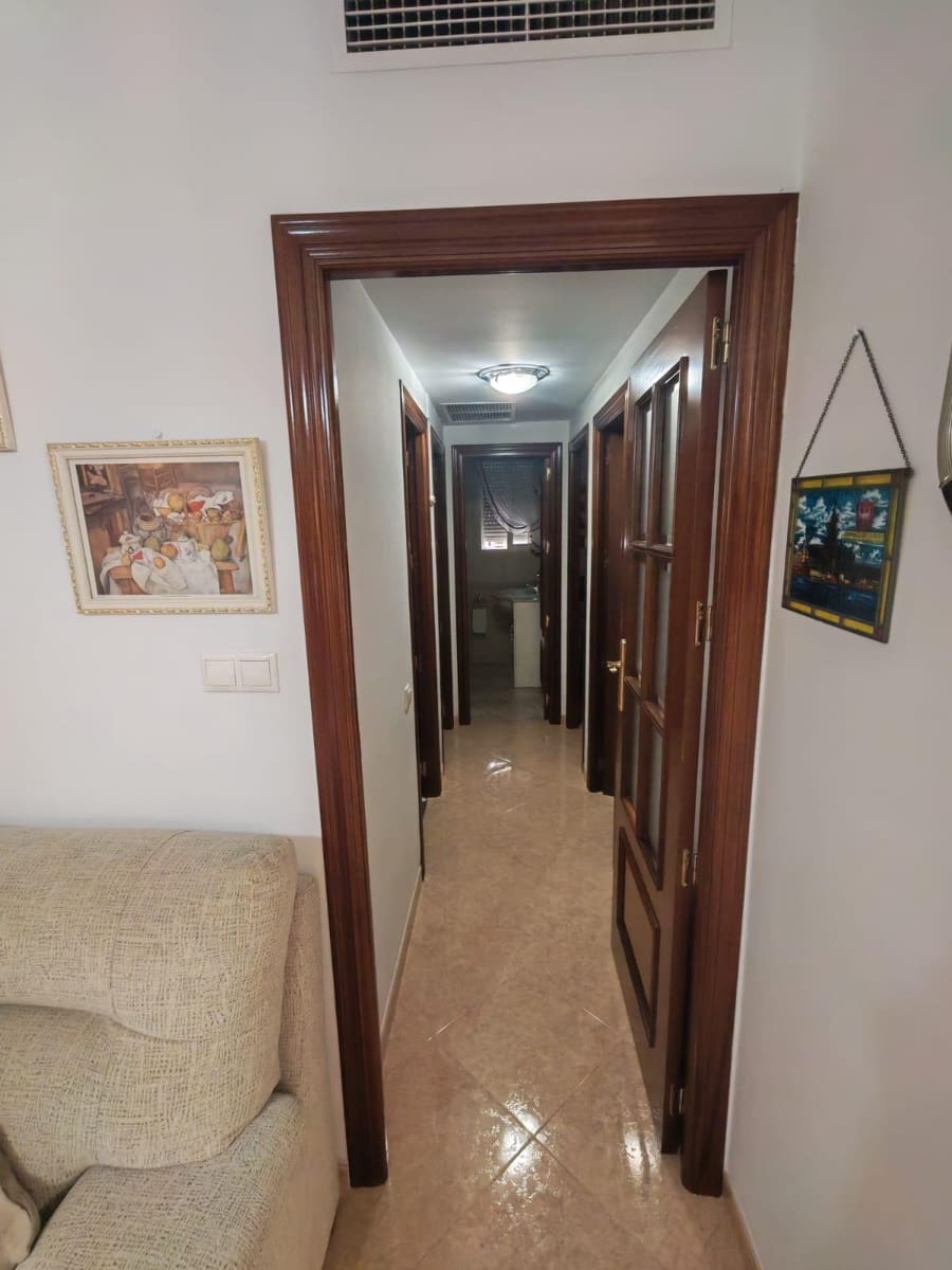 3 bedroom Flat for sale in Cordoba city - € 205,000 (Ref: 9901553)