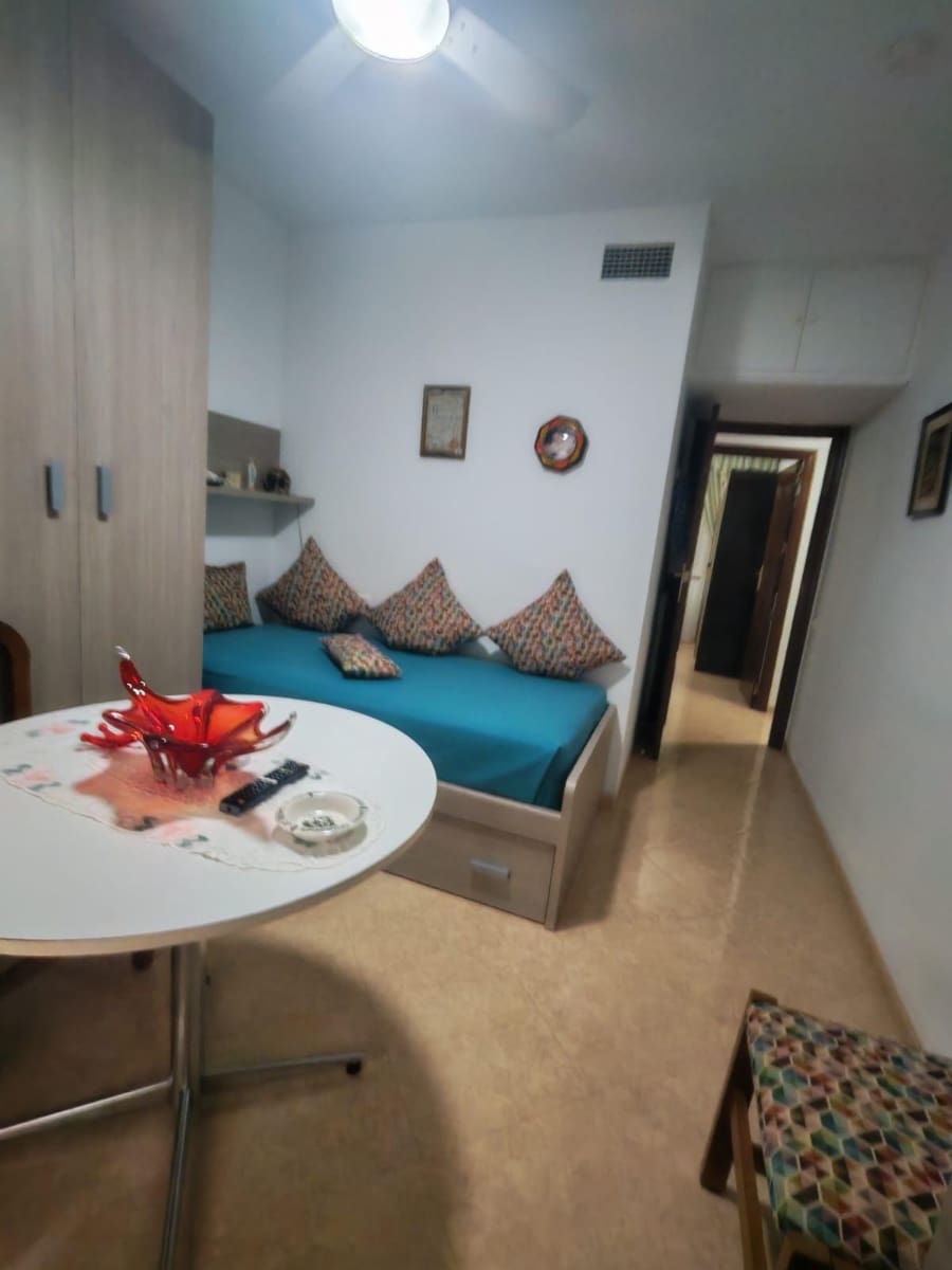 3 bedroom Flat for sale in Cordoba city - € 205,000 (Ref: 9901553)
