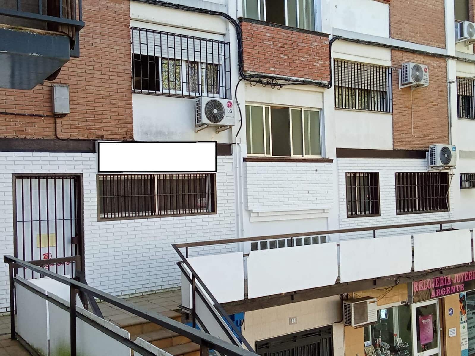 Erhverv til salg i Cordoba by - € 64.900 (Ref: 9901554)