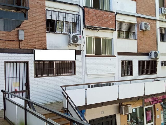 Commercial for sale in Córdoba city - € 64,900 (Ref: 9901554)