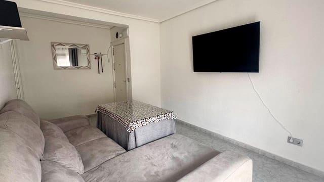 3 bedroom Flat for sale in Córdoba city - € 134,900 (Ref: 9901557)