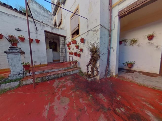 3 bedroom Townhouse for sale in San Francisco-Ribera, Córdoba city - € 250,000 (Ref: 9901564)