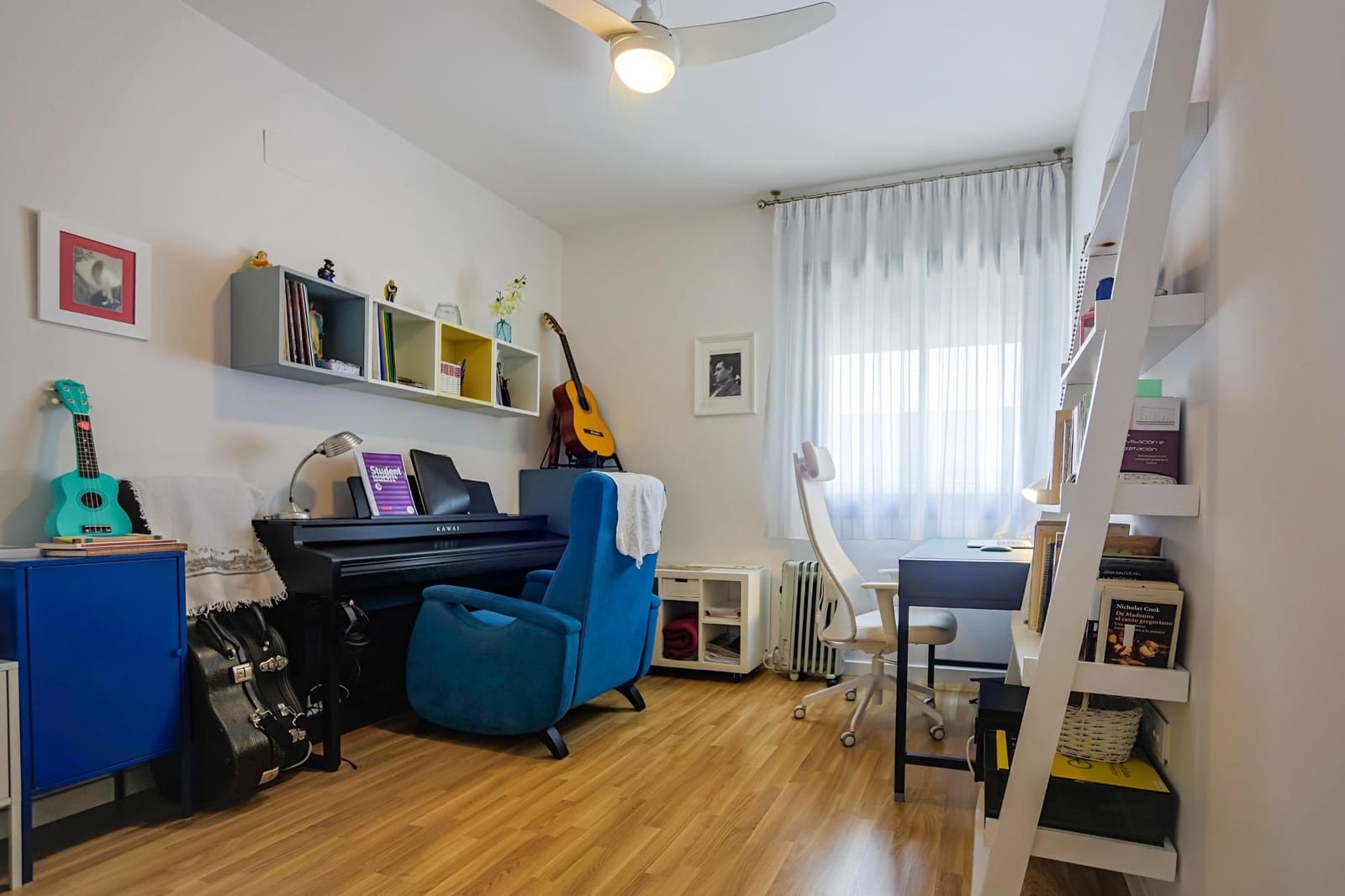 4 soverom Penthouse til salgs i Cordoba by med svømmebasseng garasje - € 445 000 (Ref: 9901566)