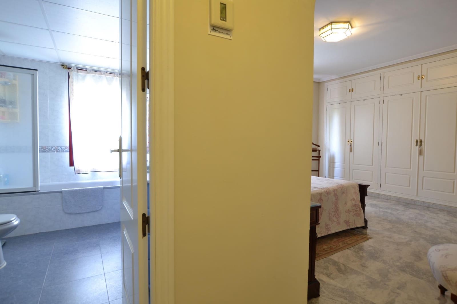 5 soverom Leilighet til salgs i Cordoba by med garasje - € 370 000 (Ref: 9901568)