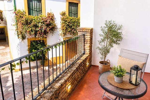 7 soverom Hus til salgs i Córdoba by - € 379 800 (Ref: 9901569)